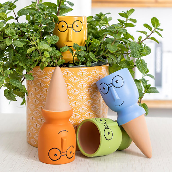 4 stk. søte froskeformede selvvanningsspiker for planter 180ml