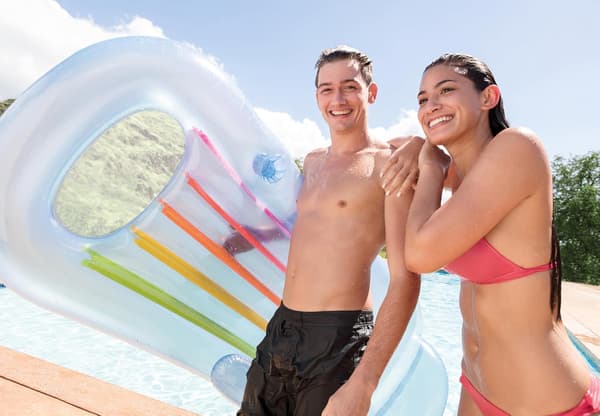 Oppustelig poolstol (hvid)