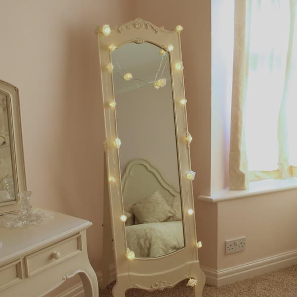 3M 30 LED Rosor Fairy Lights, Batteridriven, Varmvit