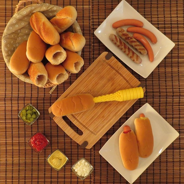 Hot Dog -sämpylän pora, täydellinen grillaamiseen ja BBQ:hon, ihanteellinen koko bratwurstille ja muille makkaroille Yellow