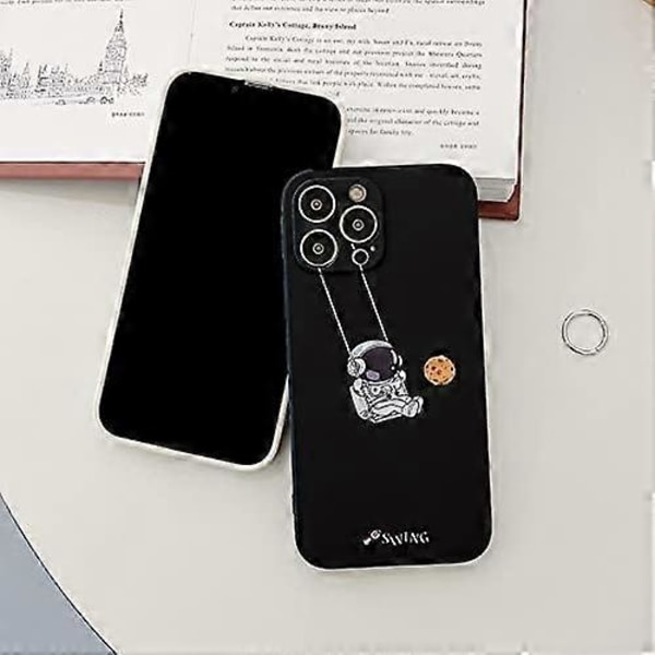 för iPhone 16 Pro Max Sött Skal, Cool Tecknad Gungande Astronaut Planet Måne Design Stilfull TPU Stötfångare Stötsäker Anti-Slip Skyddande Mode Skal