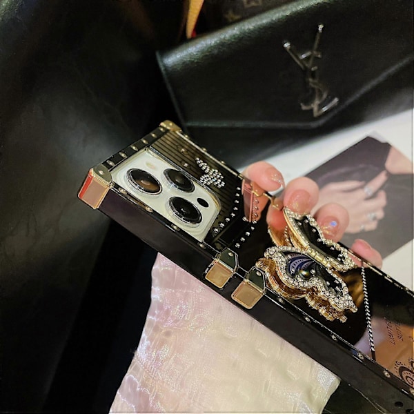 TPU+PC-cover med sommerfuglestøtteben og elektroplettering til iPhone 15 Pro Max