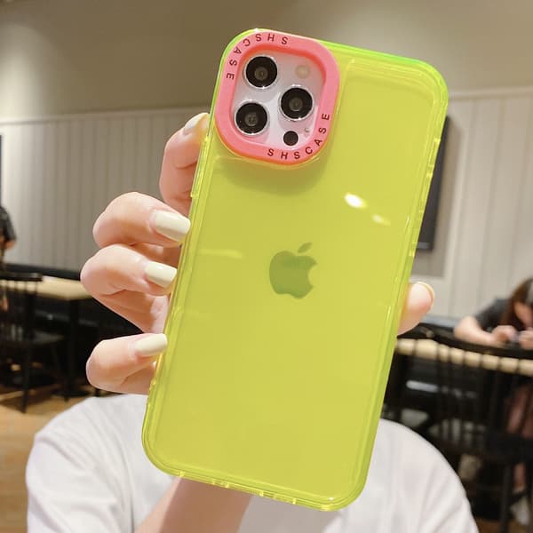 Kompatibel med iPhone 16 Pro-deksler og telefondeksler