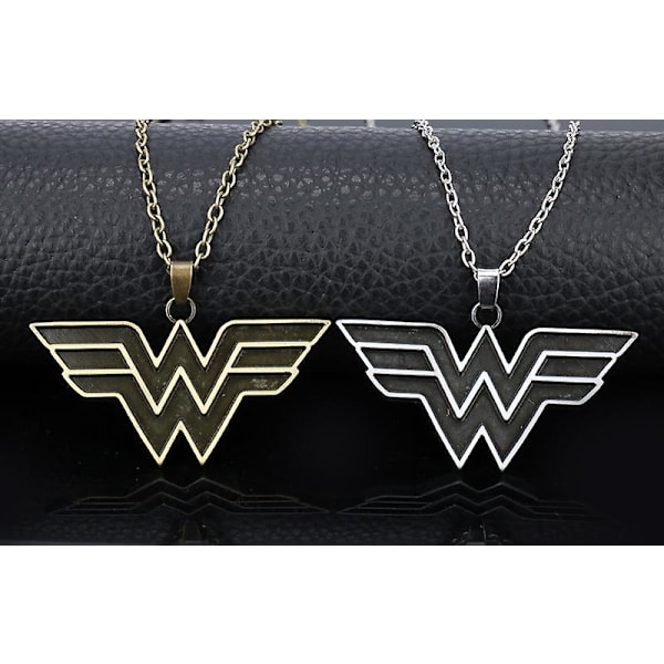 Wonder Woman W-bokstav halsband stickad kedja filmtillbehör gold