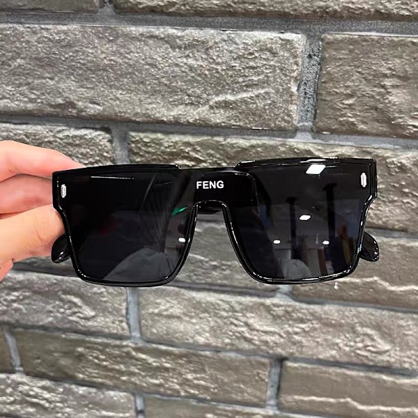 Polarisoidut Aviator-aurinkolasit Miehille ja Naisille Metalli Flat Top Aurinkolasit