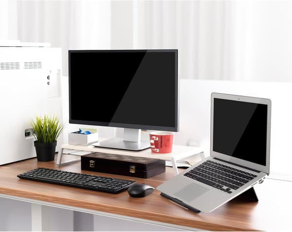 Multiskjermstativ med en solid 50,8 x 24 cm plattform og plassbesparende metallben med oppbevaring. white