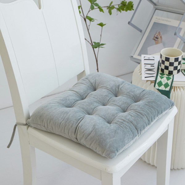 Set med 4 grå sittdynor 40x40x5cm med fästremmar för