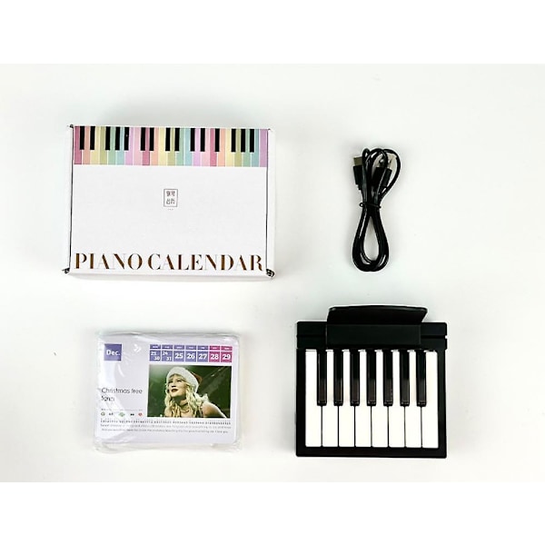 Taylor Swift Spillebart Pianobordkalender Mini Pianobordkalender 3D Notesbog 2024 Black With Card