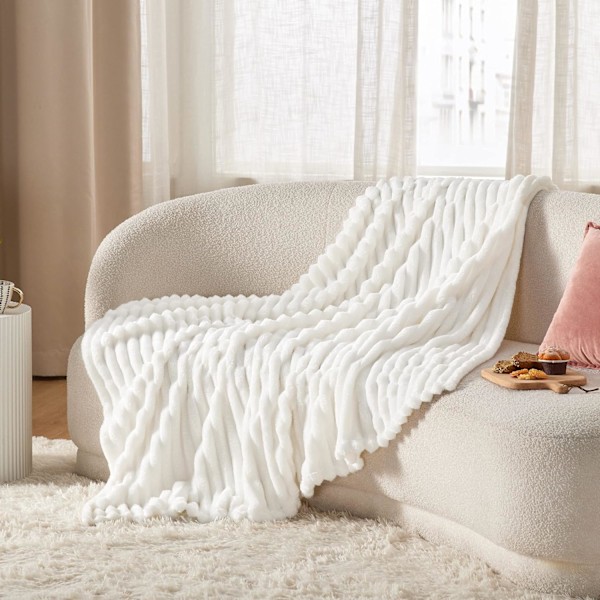 Bedsure Hvit Kastteppe for Sofa - Super Myk Koseteppe for Kvinner, Søt Lite Fleeceteppe for Jenter, 50x60 Tommer