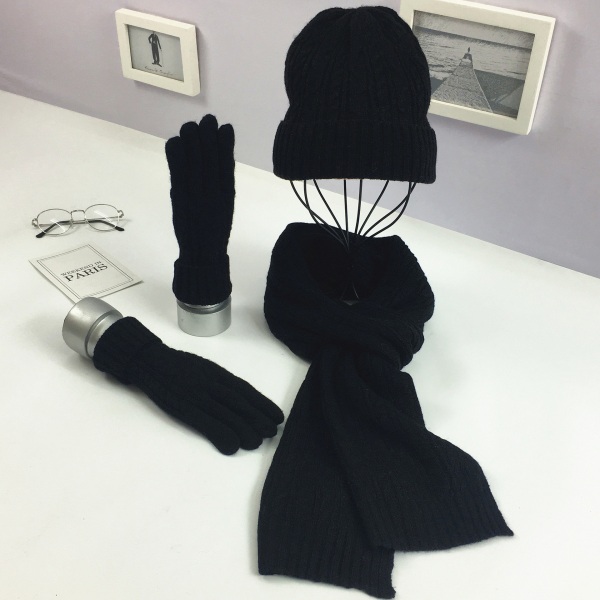 Vinterpäls, ull, värme, nål, tyg, handskar, madam.