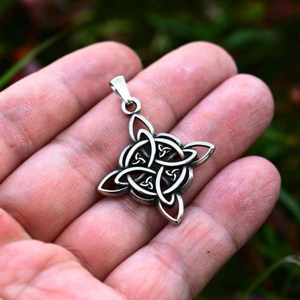 Celtic Knot Formed Halsband Religiös Choker Smycken Present Till Vän Familj Style 1