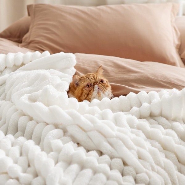Bedsure Hvit Kastteppe for Sofa - Super Myk Koseteppe for Kvinner, Søt Lite Fleeceteppe for Jenter, 50x60 Tommer