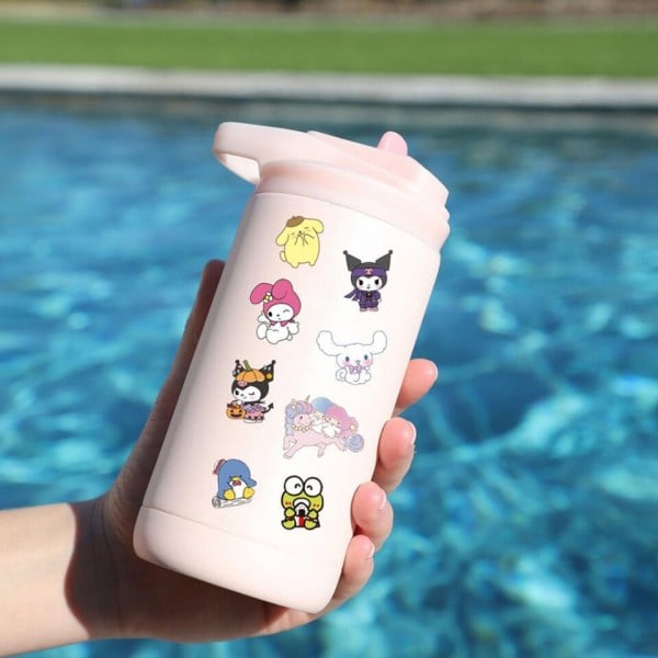 Sekalaisia Söpöjä Sanrio-tarroja Cinnamoroll HelloKitty Kuromi -tarroja DIY Puhelin Matkatavarat Kannettava tietokone Kitara Tarra