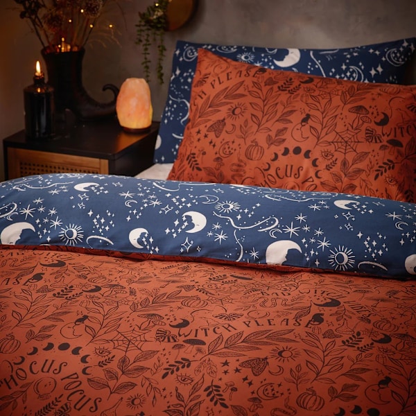 Furn Witchy Vibes Reversible Halloween Dynebetræk Sæt Dobbelt R Rust Rust Double