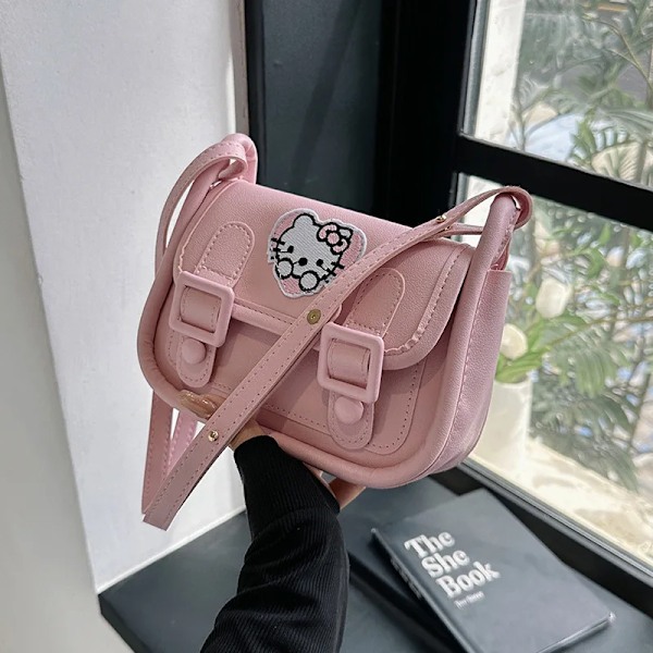 Kawaii Sanrio Kuromi Cambridge Väska Nät Röd med Samma Väska All Match Underarmsväska Axelväska Japan och Sydkorea Present HelloKitty HelloKitty HelloKitty About 19x13x8cm