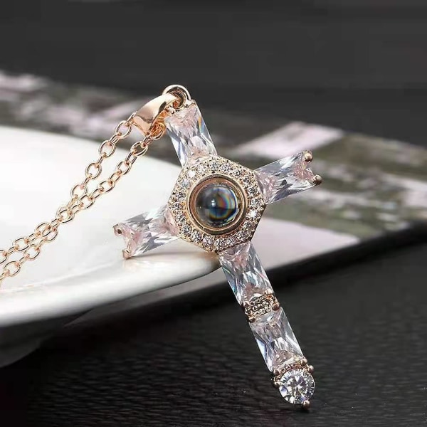 HHL Unisex Kristallkorshänge Projektion Halsband Kedja Religiösa smycken present till kristna