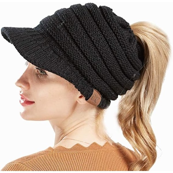 Lämmin talviponnarihattu black