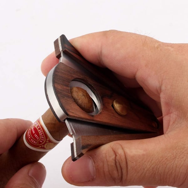 Cigarsaks med låsesystem i træ og rustfrit stål,