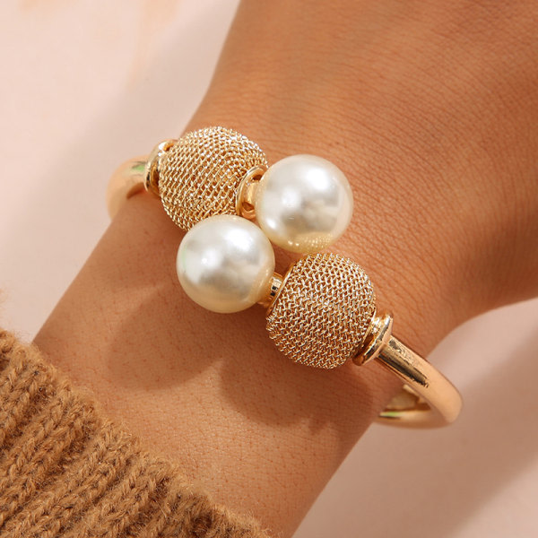 Pearl Gold Colour Cuff Armband Öppen Justerbar för kvinna Gold