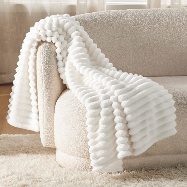 Bedsure Hvit Kastteppe for Sofa - Super Myk Koseteppe for Kvinner, Søt Lite Fleeceteppe for Jenter, 50x60 Tommer