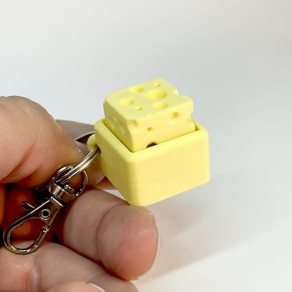 Osteformet mekanisk knapp nøkkelring - Lys gul 3pcs
