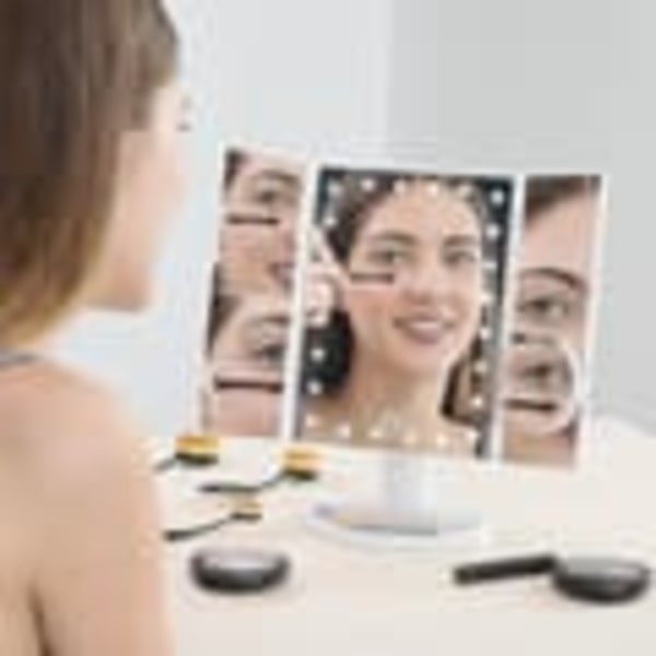 4-in-1 Suurennuspeili LED-valolla