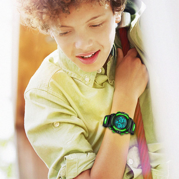 Watch, Watch för 6-15 år gamla pojkar, Digital Sport Outdoor Multifunktionell Kronograf LED 50M Vattentät Alarm Kalender Analog Watch(Grön)