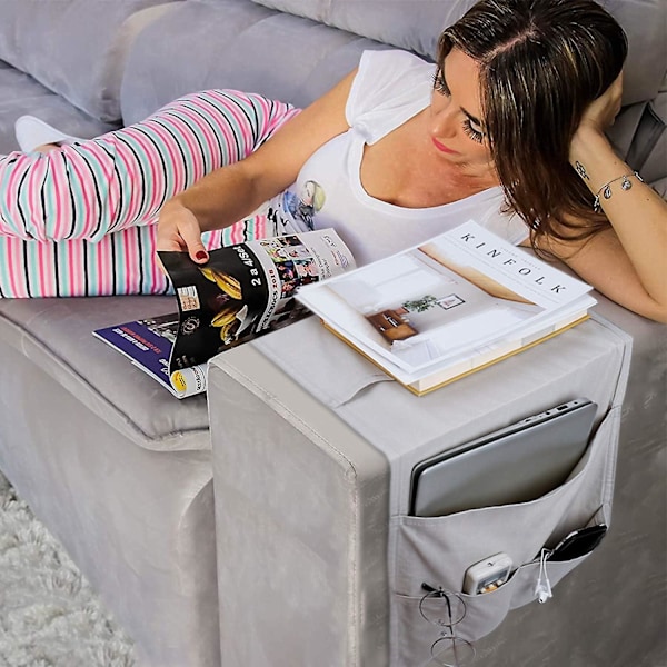 Sofa Armlænsorganisator, Fjernbetjeningsholder, Sofa Armlæns Caddy med 5 Rum, Armlæns Hængende Opbevaringstaske til Aviser, Bøger, Briller, Grå