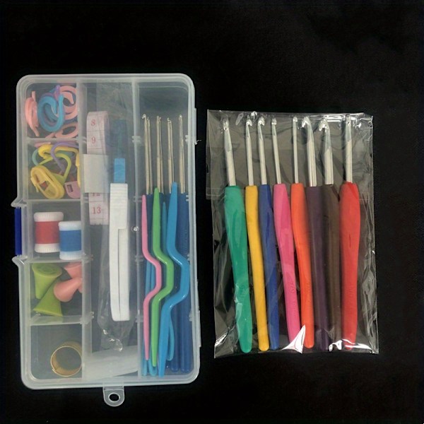 52pcs/set DIY Crochet Hooks Kit with Needles Crochet Hooks Ergonomic Soft Grip for Beginners and Experienced Crochet Lovers