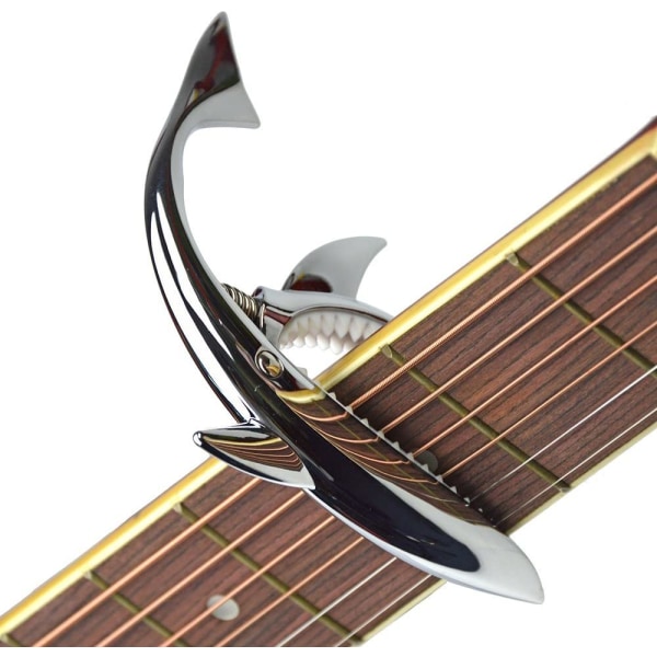 Zinklegering gitarr Capo Shark Capo för akustisk och elektrisk gitarr med bra handkänsla, ingen fret buzz och hållbar (silver)