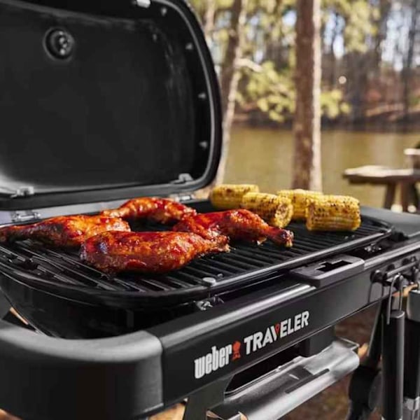 Gasgrill - WEBER - Traveller Compact - Svart - Fällbar vagn - 2,2 kW Svart