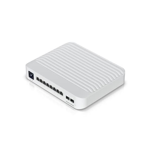 UbiQuiti USW-PRO-8-POE Switchar