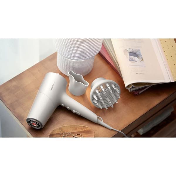 Hårfön - PHILIPS - BHD501/20 - ThermoShield - diffuser - 2100 W Färgad
