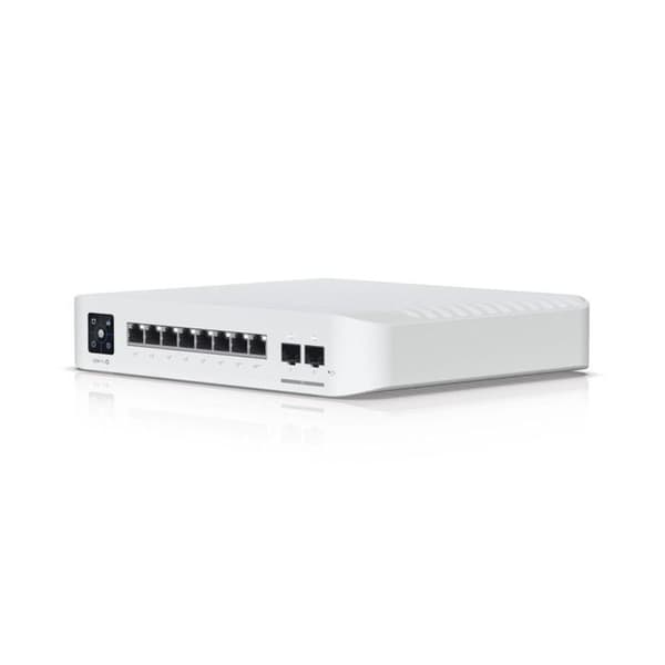 UbiQuiti USW-PRO-8-POE Switchar