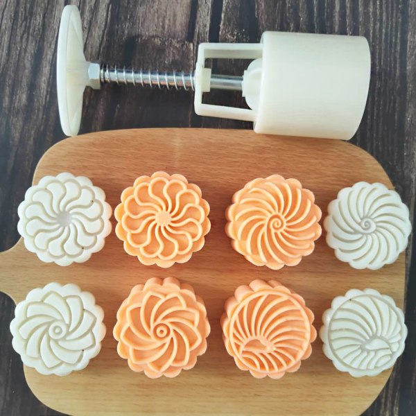 50g Mooncake Form 4st Linje Blomstämplar Handpress Moon Cake Mould DIY Bakeware Midhöstfestivalen