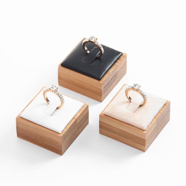 Træ Ring Display Stand Smykke Display Rekvisitter white