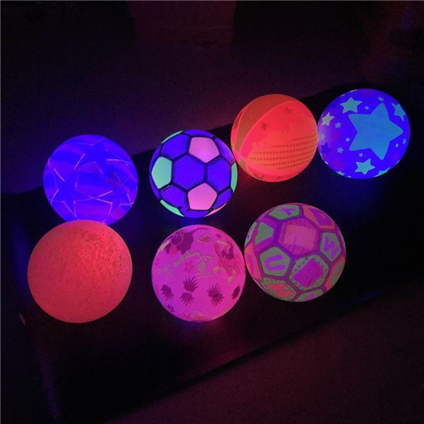 9'' Uppblåsbar LED-boll Blinkande Kickboll Leksak Sport Spel Party Favor Bouncy Ball för Barn Föräldrar Utekväll för Pl