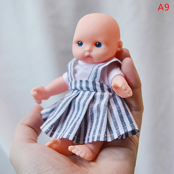 1 sæt genfødte dukker pyjamas kjole simulation baby genfødt klæde stil 4 A9 Style 4 A9