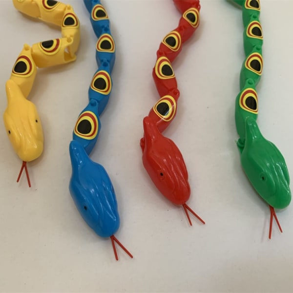 Wacky Swing Jointed Snake - 4-pack - 15\" - Lång plastormleksak