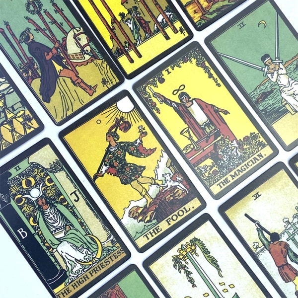 A.E. Tarot-kortin ennustusennustuksen perhejuhlan boa A1 yksi koko A1 one size