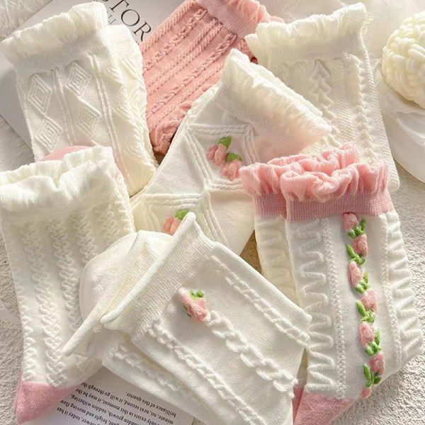 5 st/ set Vita blommiga mid-tube strumpor Dam Trendig vår Thi