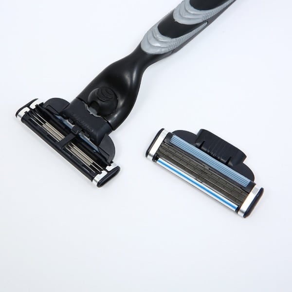32-pakke med 3-lags barberblader for manuelle barberhøvler for menn