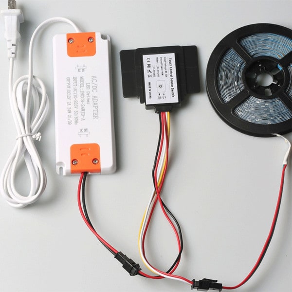 12V 5A Badrumsspegelbrytare Badrum Touch-Switch Sensor För Light Mirror Strålkastare 3 Way Touch Sensor Dimmer Tre farver