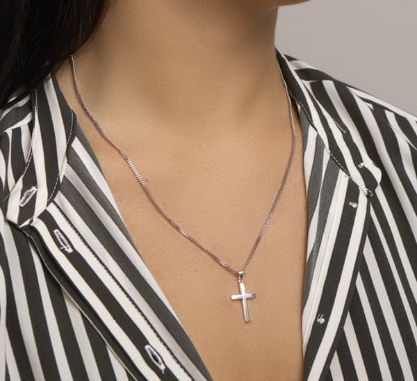 Silverkorshänge, klassisk polerad religiös berlock för män och kvinnor, vardagssmycke, silver
