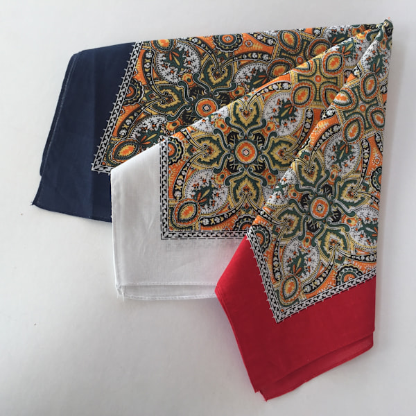 3-PAKNING RØD+BLÅ+HVIT LITE gammeldagse Paisley Bandanas Snuffers