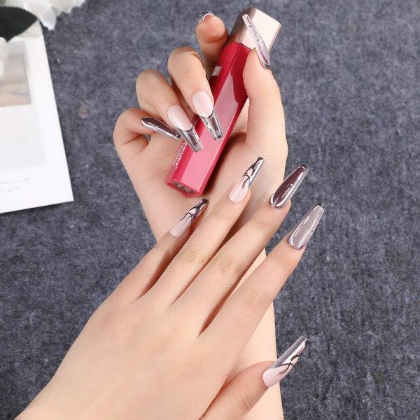 24 stk. Anime Khaki Wear Nails, Franske Kunstige Negle