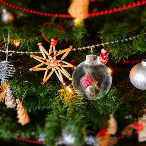 Sticka julgransprydnad - Sticka och virka Dekorativ bollprydnad med hängbåge - Vinterfest Vägghängande kulor för hemmet, A