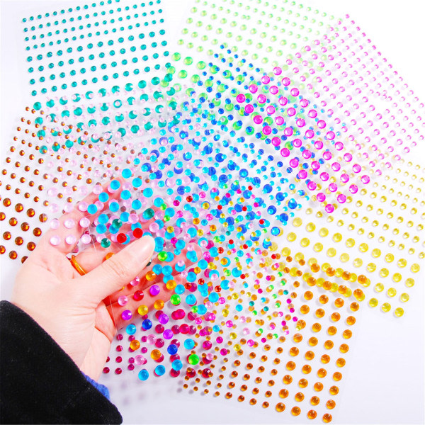 26 bitar av blandad storlek färg akryl borrstickers Manual DIY sid