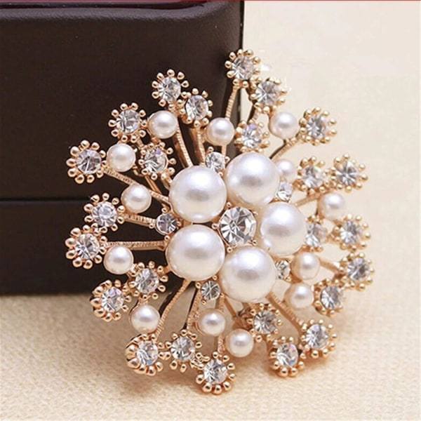 4st Kvinnors Kristall Blomsterbrosch Imitation Pearl Snowflake Brosch Kläder Corsage (guld)