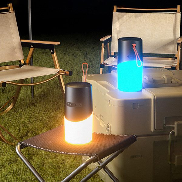 Vedenpitävä IPX5 Mini Portable RGB Light Speaker Bluetooth 5.3 W Musta
